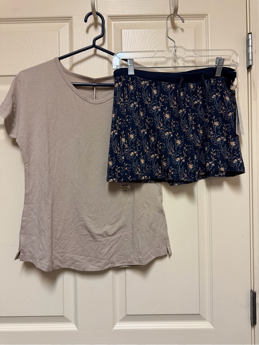 Women's Navy Floral Pleated Sleep Shorts - Comfortable Lounge Pajama Bottoms